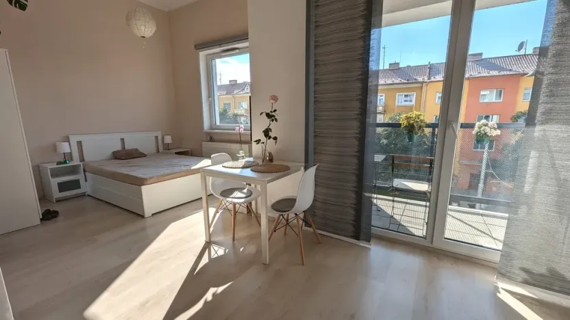 Pronájem bytu 1+kk, Olomouc, Wolkerova, 26 m2