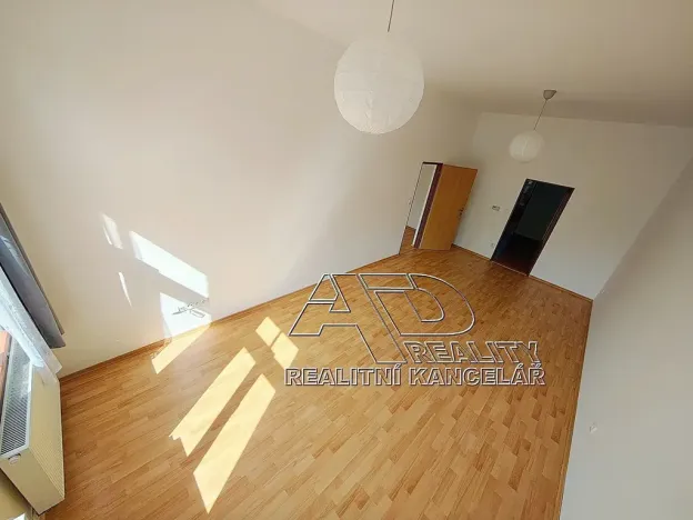 Pronájem bytu 2+1, České Budějovice, 72 m2