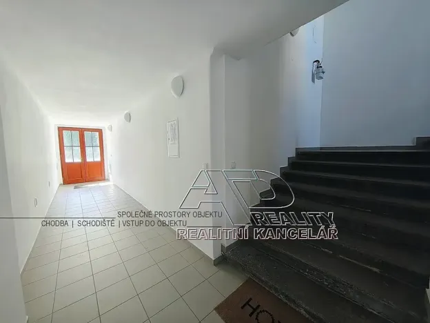 Pronájem bytu 2+1, České Budějovice, 72 m2