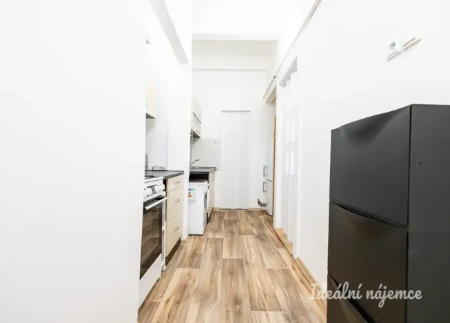 Pronájem bytu 2+kk, Praha - Libeň, Novákových, 43 m2