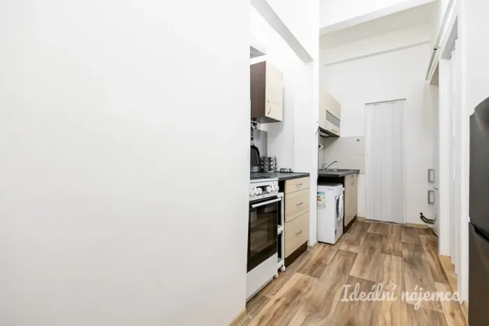 Pronájem bytu 2+kk, Praha - Libeň, Novákových, 43 m2
