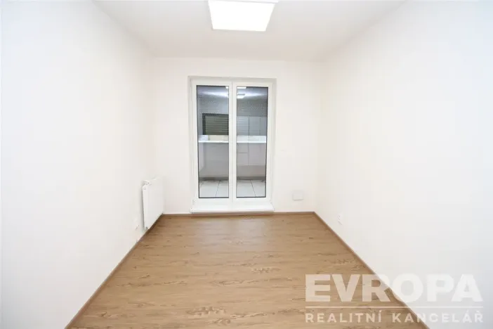 Pronájem kanceláře, Plzeň, Klatovská třída, 82 m2