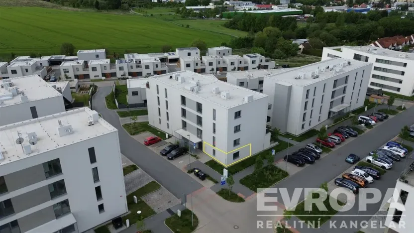 Prodej bytu 1+kk, Plzeň - Újezd, Safírová, 30 m2
