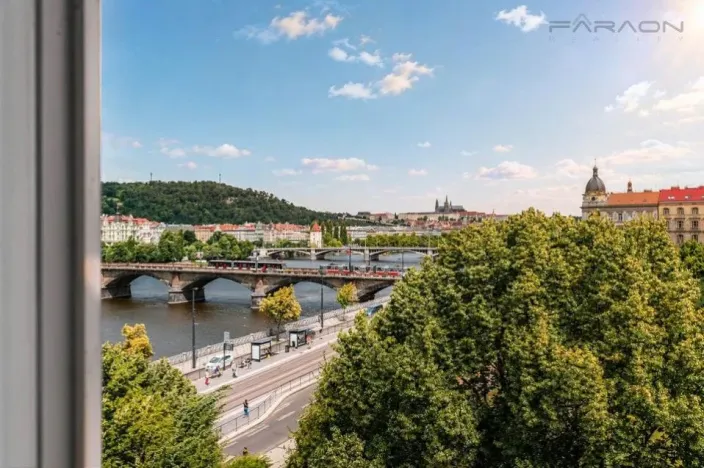 Pronájem bytu 5+kk, Praha - Nové Město, Dřevná, 108 m2
