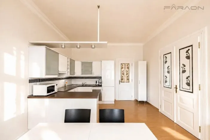Pronájem bytu 3+1, Praha - Nové Město, Dřevná, 108 m2