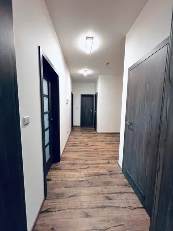 Prodej bytu 3+kk, Karlovy Vary, Svatošská, 92 m2