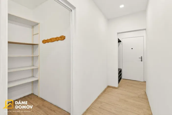 Prodej bytu 2+1, Uherský Ostroh - Ostrožské Předměstí, Sídliště, 54 m2