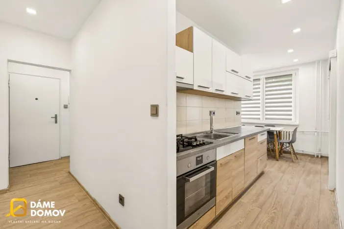 Prodej bytu 2+1, Uherský Ostroh - Ostrožské Předměstí, Sídliště, 54 m2