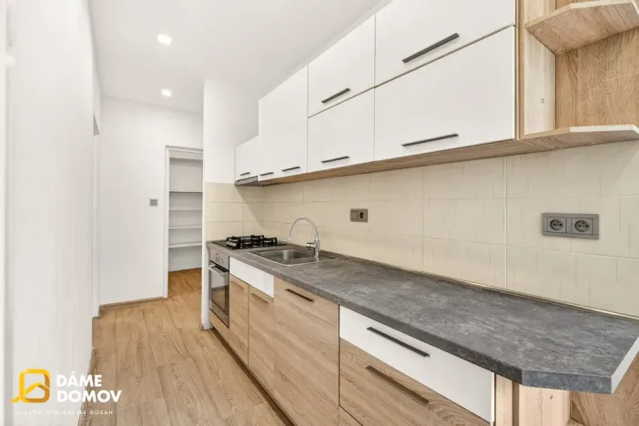Prodej bytu 2+1, Uherský Ostroh - Ostrožské Předměstí, Sídliště, 54 m2