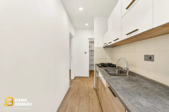 Prodej bytu 2+1, Uherský Ostroh - Ostrožské Předměstí, Sídliště, 54 m2