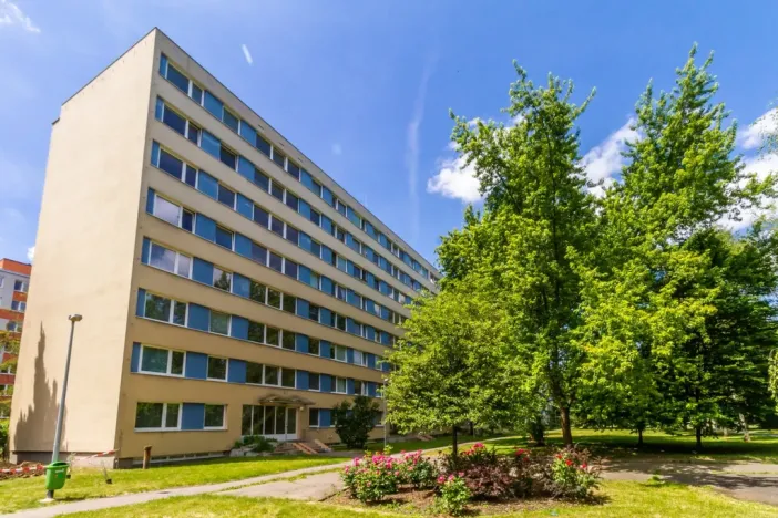 Pronájem bytu 3+kk, Praha - Prosek, Lovosická, 64 m2