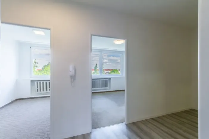 Pronájem bytu 3+kk, Praha - Prosek, Lovosická, 64 m2