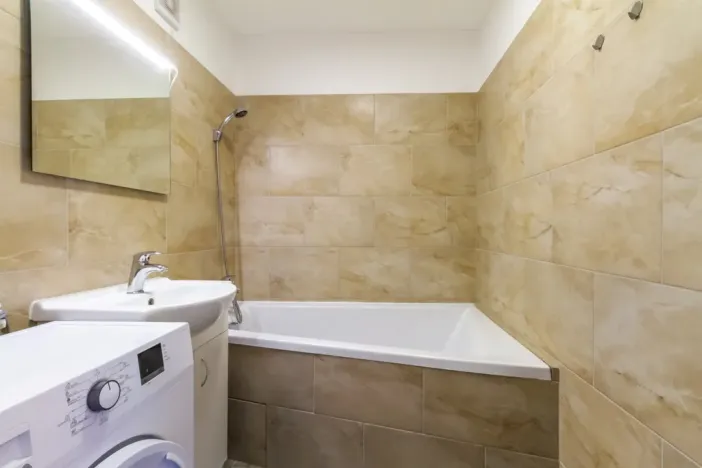 Pronájem bytu 3+kk, Praha - Prosek, Lovosická, 64 m2