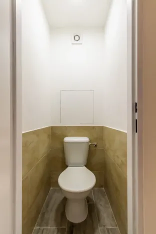 Pronájem bytu 3+kk, Praha - Prosek, Lovosická, 64 m2