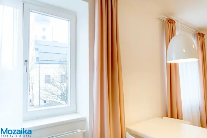 Pronájem bytu 2+kk, Lanškroun - Lanškroun-Vnitřní Město, nám. J. M. Marků, 62 m2