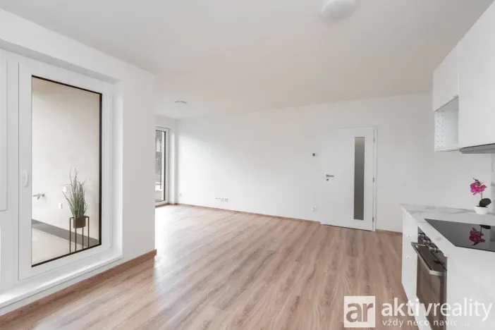 Pronájem bytu 1+kk, Přezletice, Pod Zahrady, 40 m2