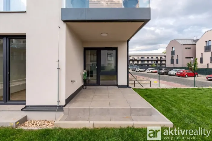 Pronájem bytu 1+kk, Přezletice, Pod Zahrady, 40 m2