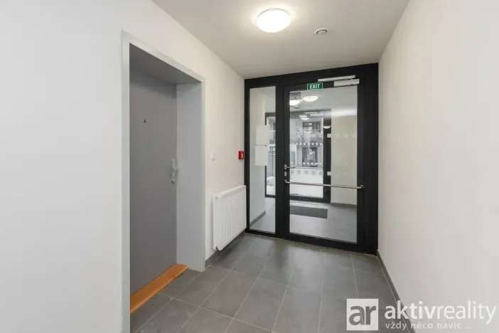 Pronájem bytu 1+kk, Přezletice, Pod Zahrady, 40 m2