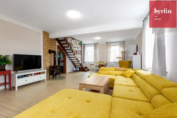 Prodej bytu 5+kk, Krnov, Hlubčická, 117 m2