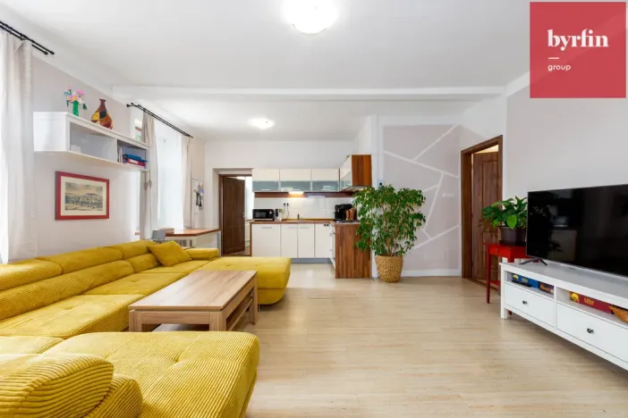 Prodej bytu 5+kk, Krnov, Hlubčická, 117 m2