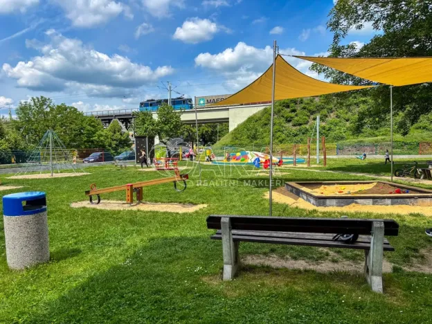 Pronájem bytu 1+1, Ústí nad Labem - Střekov, Střekovské nábřeží, 37 m2