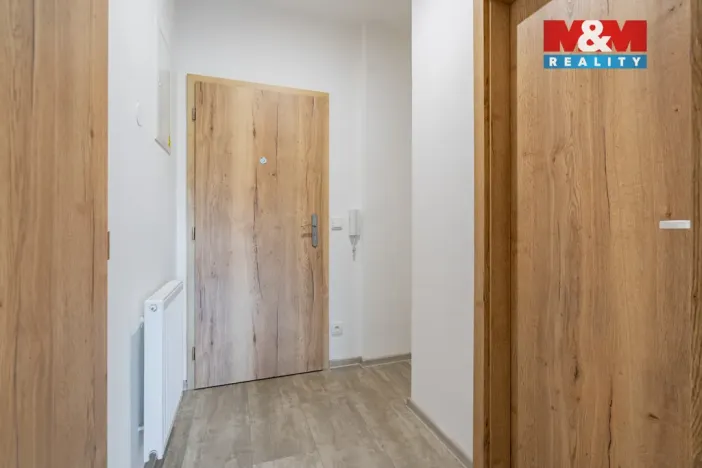 Prodej bytu 2+kk, Třeboň - Holičky, 42 m2
