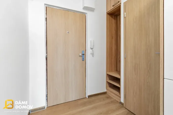 Pronájem bytu 1+kk, Otrokovice, Školní, 34 m2