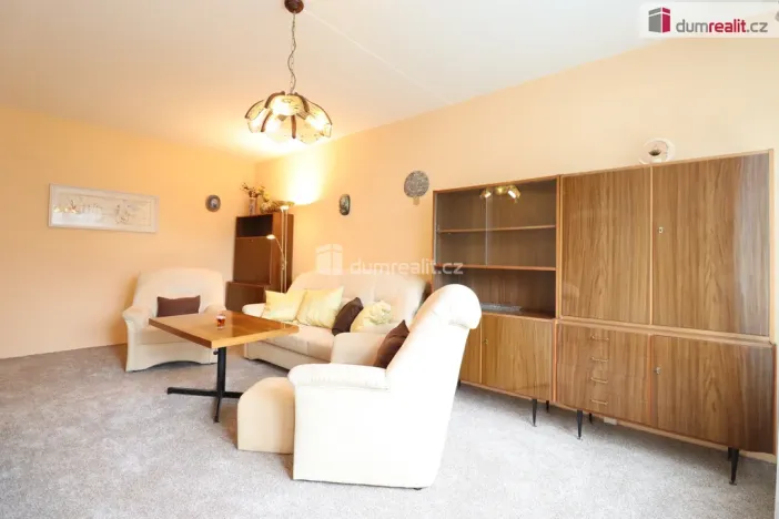 Pronájem bytu 2+1, Karlovy Vary - Drahovice, Východní, 60 m2