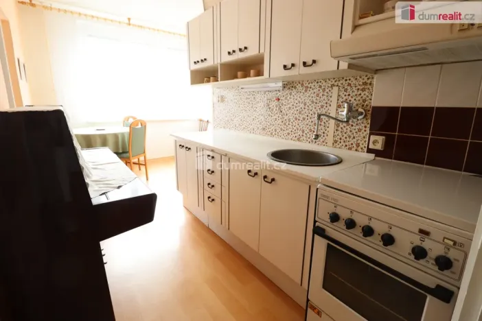 Pronájem bytu 2+1, Karlovy Vary - Drahovice, Východní, 60 m2