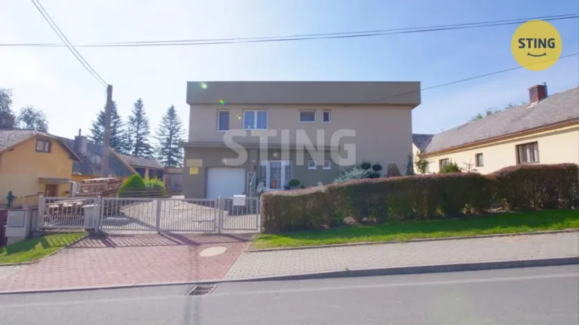 Prodej rodinného domu, Holasovice - Štemplovec, 295 m2