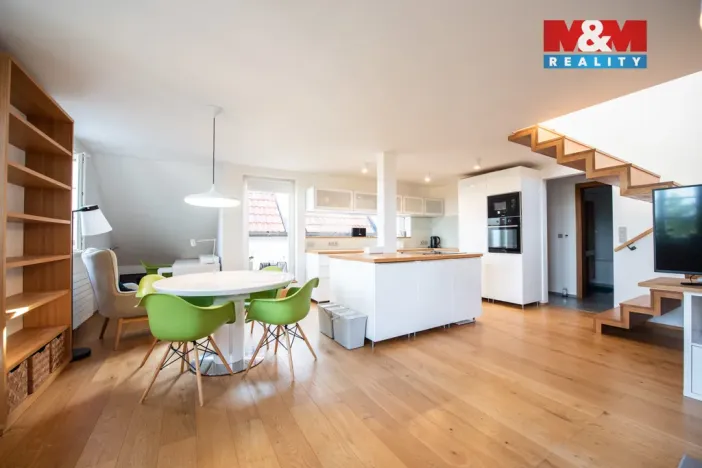 Pronájem bytu 5+kk, Hradec Králové, Velké náměstí, 112 m2
