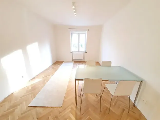 Pronájem rodinného domu, Praha - Smíchov, Xaveriova, 100 m2