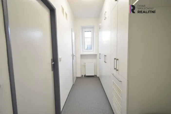 Pronájem bytu 2+1, Zlín - Příluky, Pod Mlýnem, 79 m2