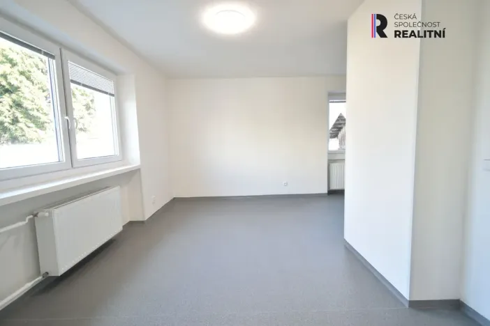 Pronájem bytu 2+1, Zlín - Příluky, Pod Mlýnem, 79 m2