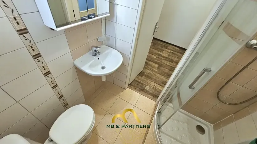 Pronájem bytu 2+kk, Praha - Michle, Adamovská, 42 m2