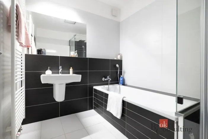 Pronájem rodinného domu, Praha - Dolní Měcholupy, Rothmayerova, 155 m2