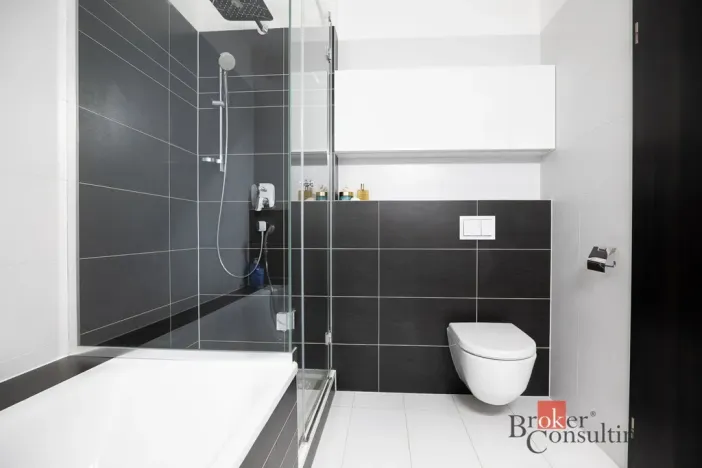 Pronájem rodinného domu, Praha - Dolní Měcholupy, Rothmayerova, 155 m2