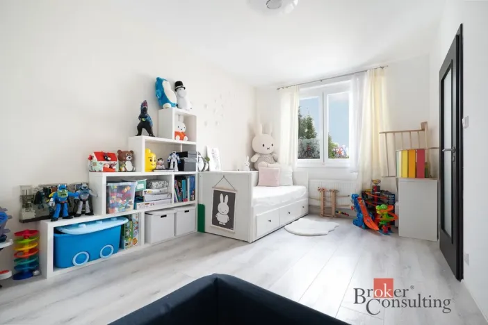 Pronájem rodinného domu, Praha - Dolní Měcholupy, Rothmayerova, 155 m2