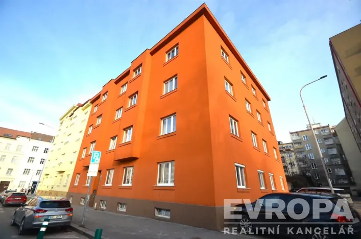 Pronájem bytu 2+1, Praha - Nusle, U Jedličkova ústavu, 56 m2
