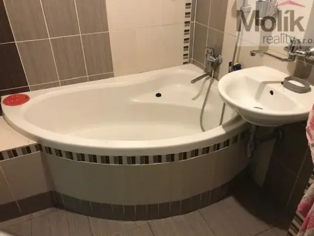 Prodej bytu 2+1, Most, tř. Budovatelů, 54 m2