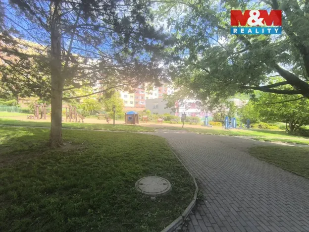 Pronájem bytu 1+1, Ústí nad Labem, Peškova, 37 m2