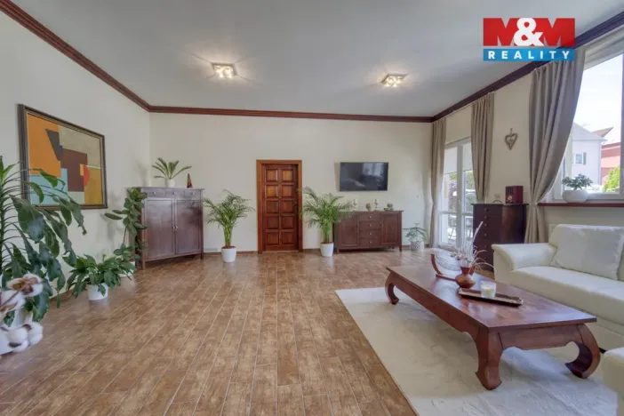 Prodej rodinného domu, Chodová Planá, Pivovarská, 254 m2
