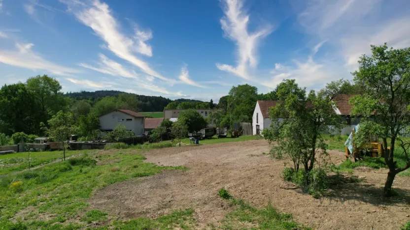 Prodej pozemku pro bydlení, Dolní Třebonín - Záluží, 1929 m2