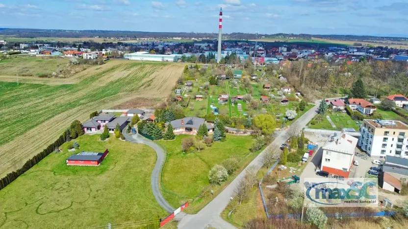 Prodej pozemku pro bydlení, Holice, Pod Parkem, 976 m2