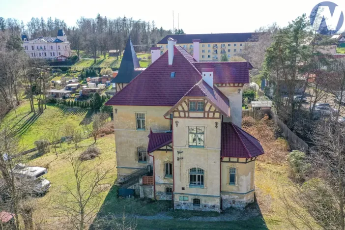 Prodej komerční nemovitosti, Holoubkov, 812 m2