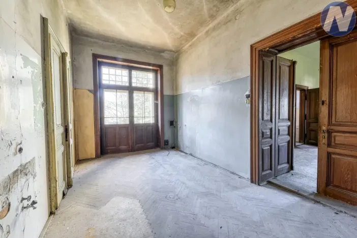 Prodej komerční nemovitosti, Holoubkov, 812 m2