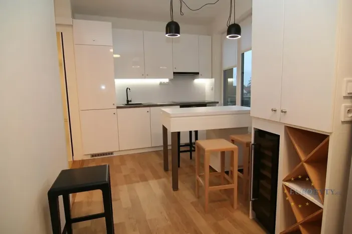 Pronájem bytu 2+kk, Praha - Kamýk, Kramperova, 64 m2