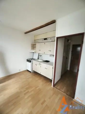Pronájem bytu 1+1, Chomutov, Jirkovská, 35 m2
