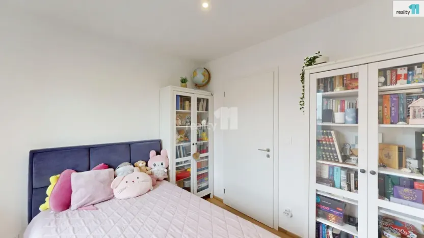 Prodej rodinného domu, Veleň, U Sluh, 150 m2