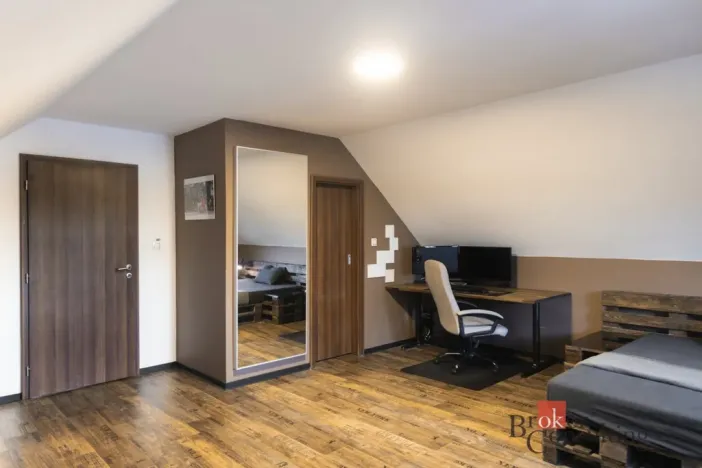 Prodej rodinného domu, Hýskov, Na Viničkách, 280 m2